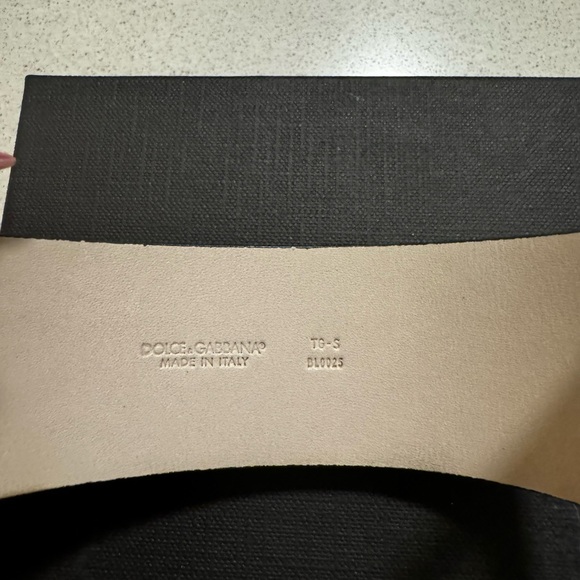 Dolce & Gabbana Leather Lock Bracelet - Picture 5 of 12